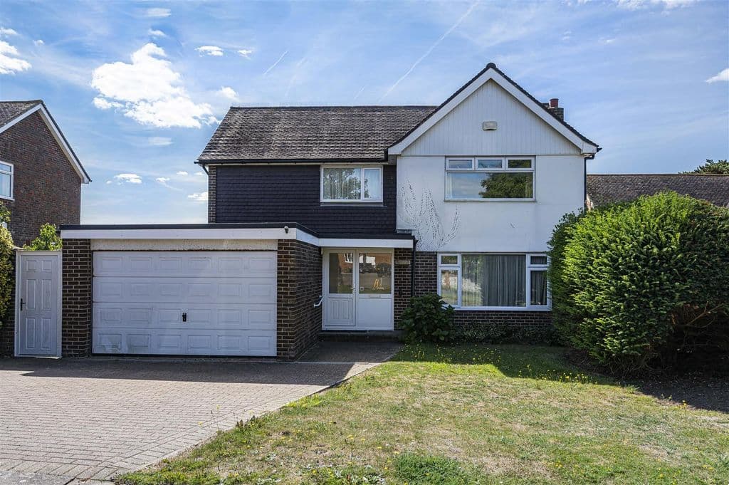 Kingston Green, Seaford BN25 - Image 1