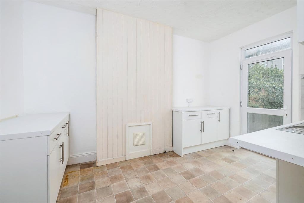 Clayton Road, Plymouth PL4 - Image 3