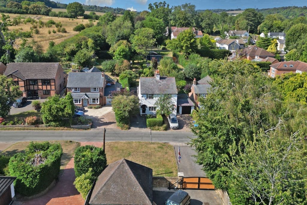 View property at Nags Head Lane, Great Missenden HP16
