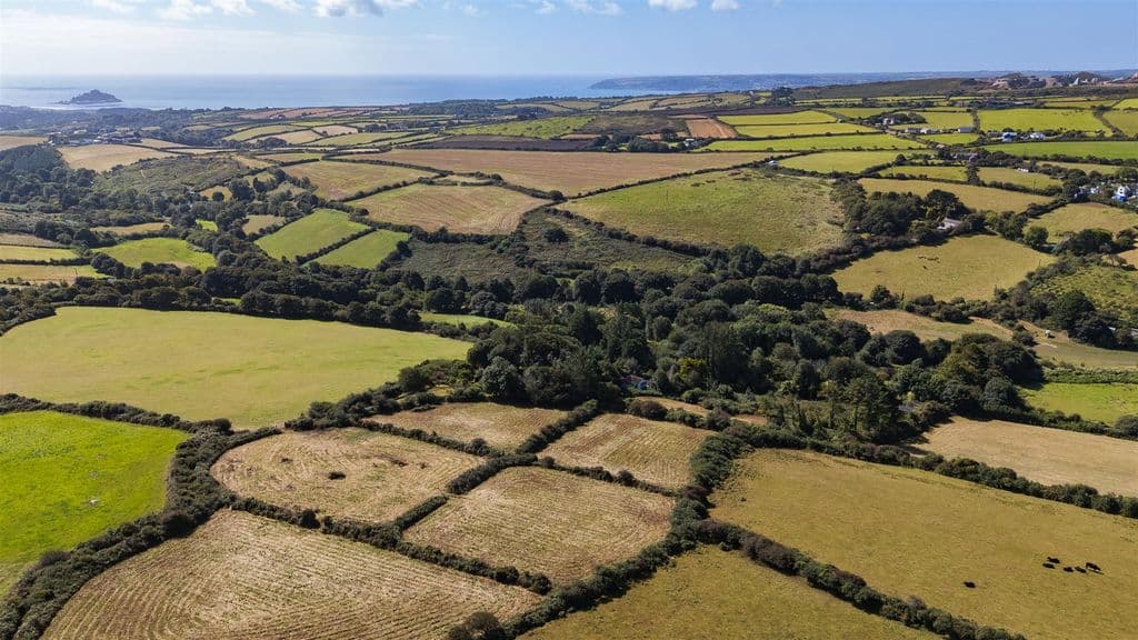 Bungalow Set Within Approximately 8 Acres, Nancledra TR20 - Image 10