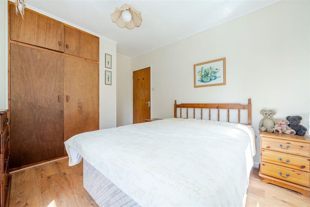 Bungalow Set Within Approximately 8 Acres, Nancledra TR20 - Image 9