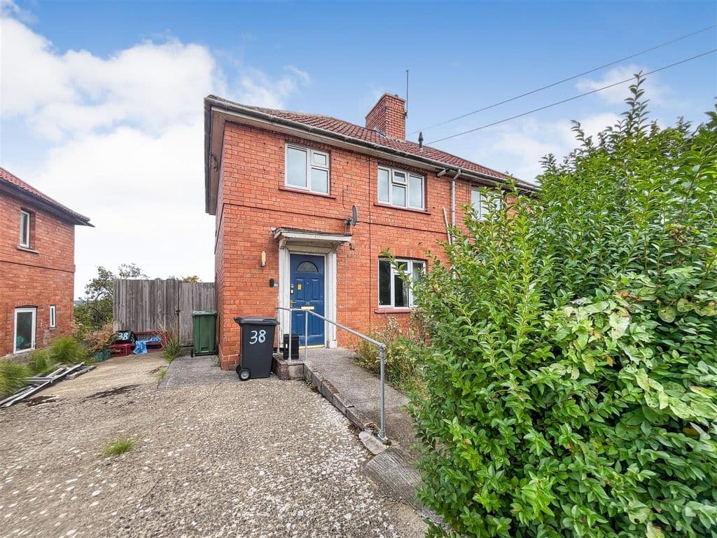 View property at Downton Road, Bristol BS4