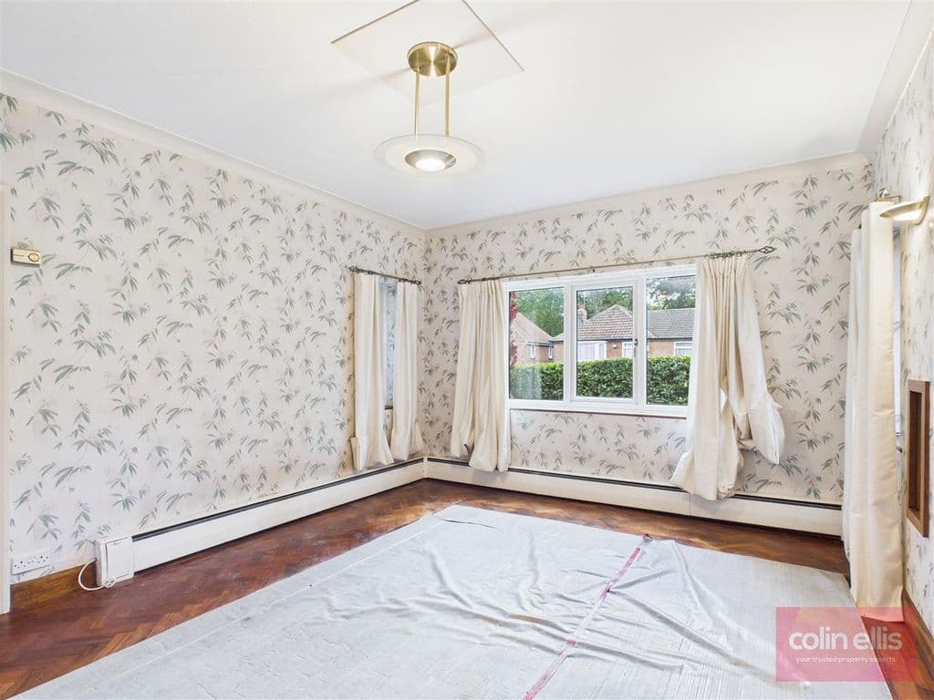 Lady Ediths Avenue, Newby, Scarborough YO12 - Image 3