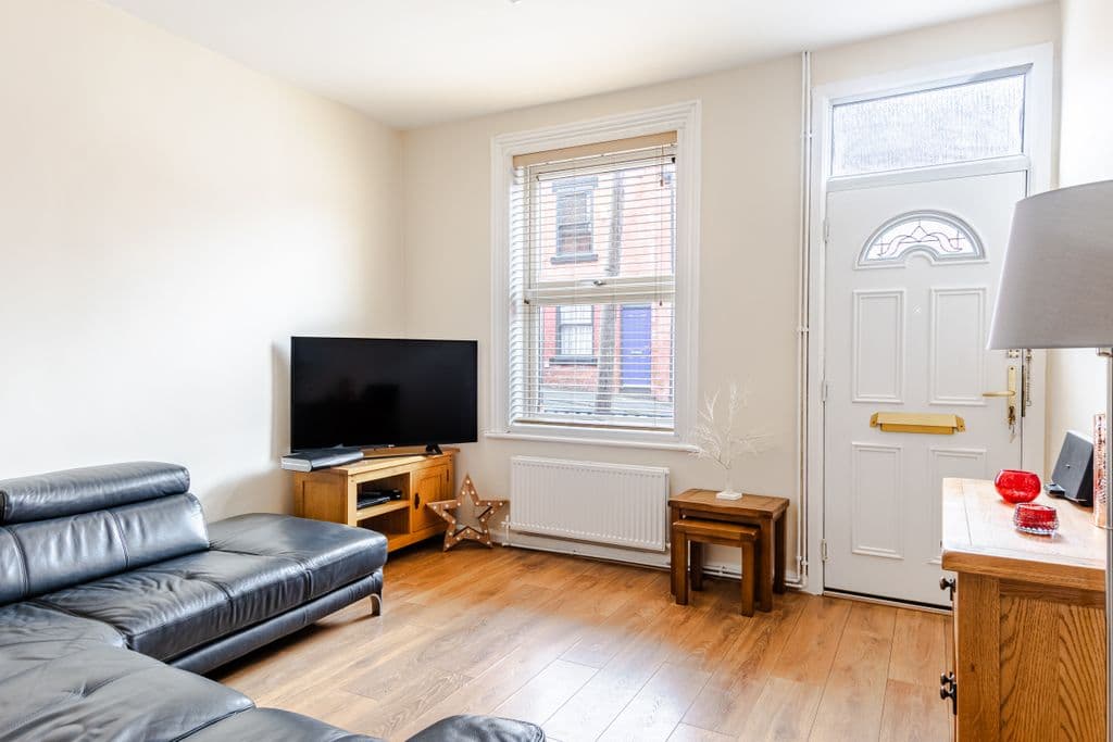 Carberry Terrace, Leeds LS6 - Image 2