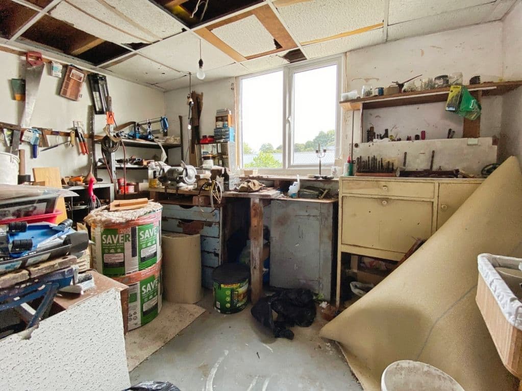 Bungalow With No Onward Chain, Falmouth TR11 - Image 11