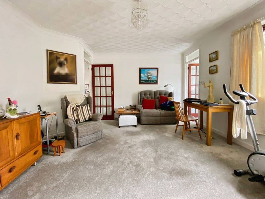 Bungalow With No Onward Chain, Falmouth TR11 - Image 2