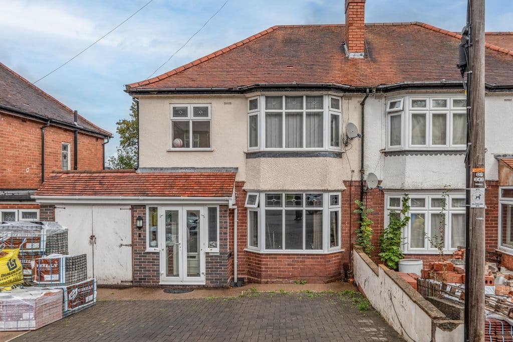 View property at Abbey Road, Enfield, Redditch B97
