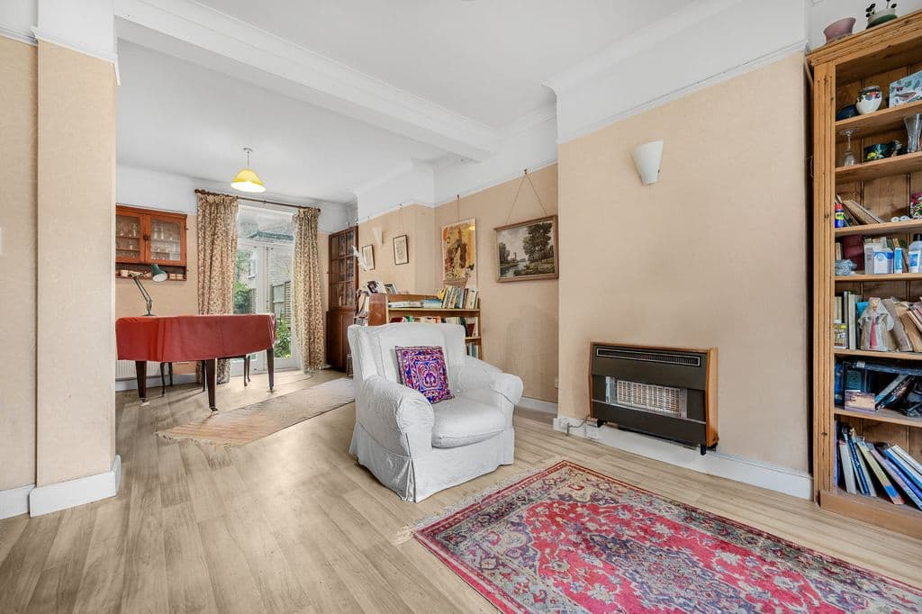 Linden Grove, Peckham SE15 - Image 2