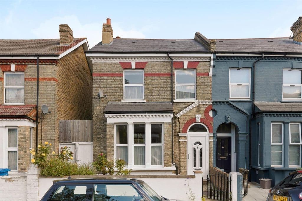 View property at Carden Road, Peckham SE15