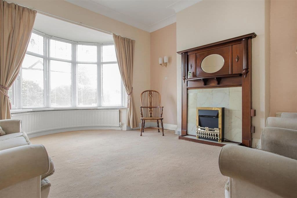 Clifton Avenue, Ashton-On-Ribble, Preston PR2 - Image 2