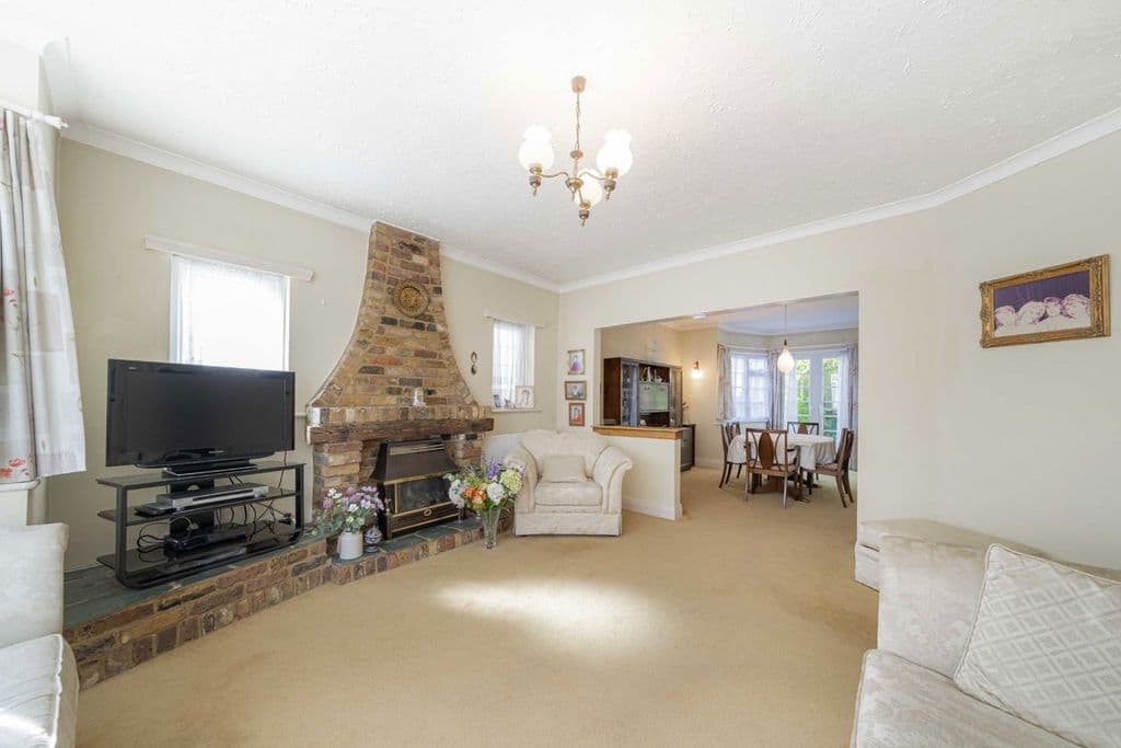 Harfield Road, Sunbury-On-Thames TW16 - Image 3