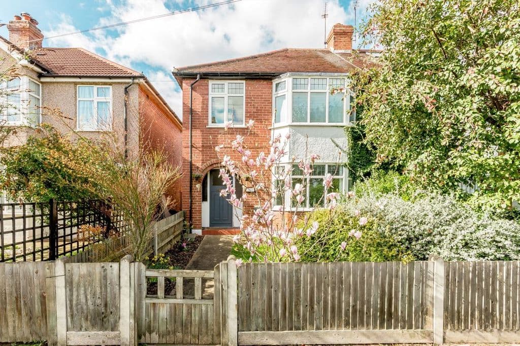 View property at Worple Road, Old Isleworth TW7