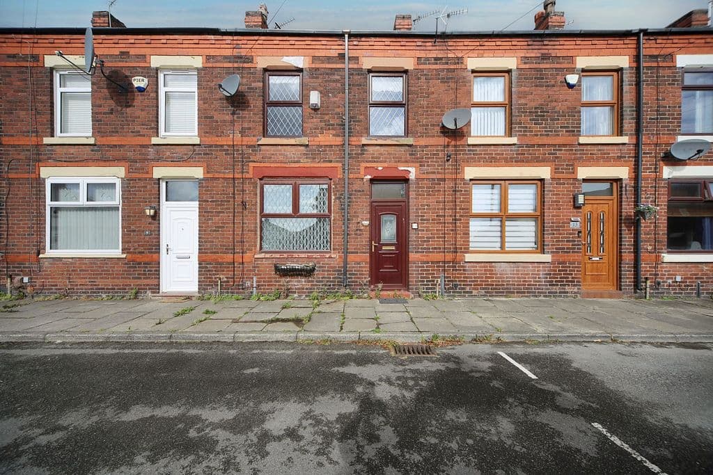 Leader Street, Pemberton WN5 - Image 1