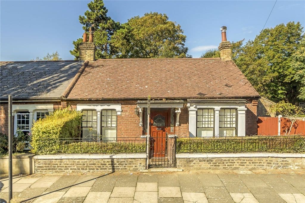 Nadine Street, Charlton SE7 - Image 1