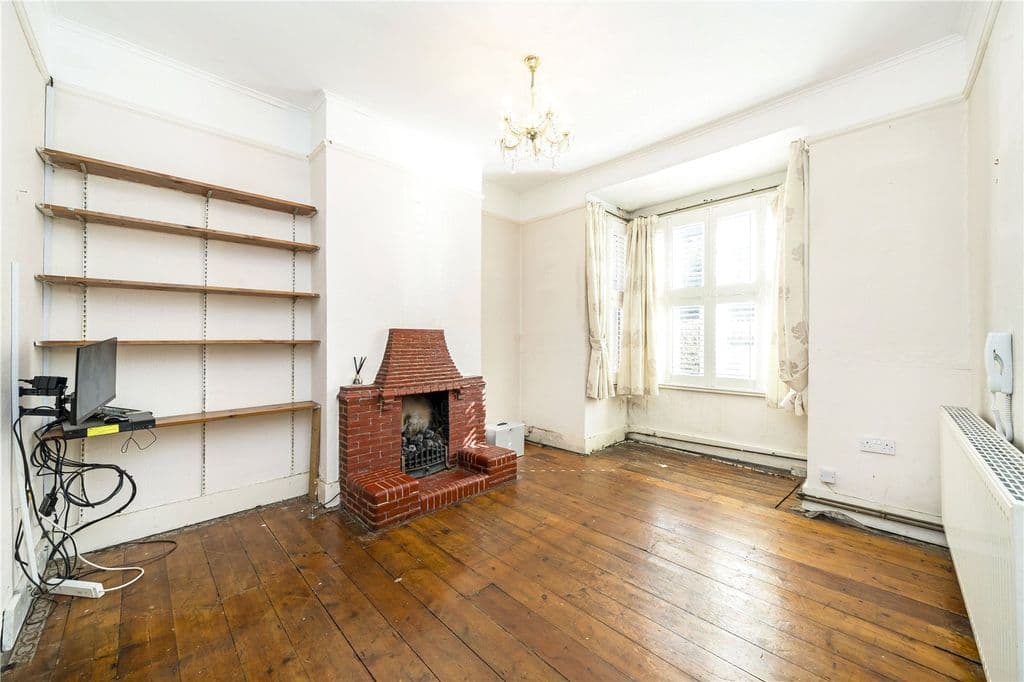 Nadine Street, Charlton SE7 - Image 2