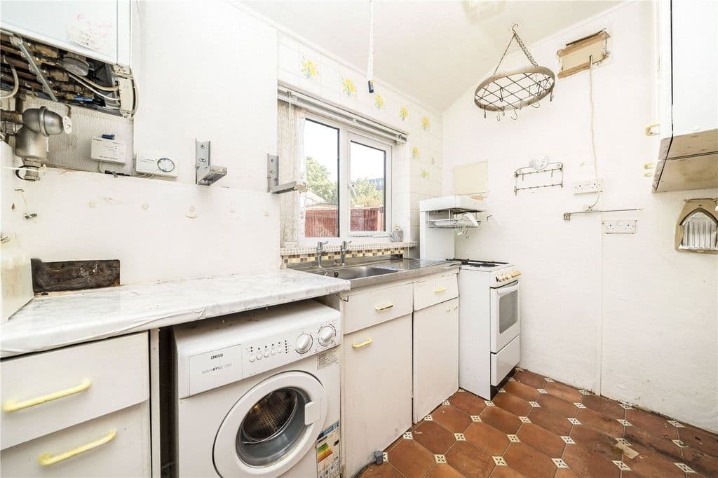 Nadine Street, Charlton SE7 - Image 3