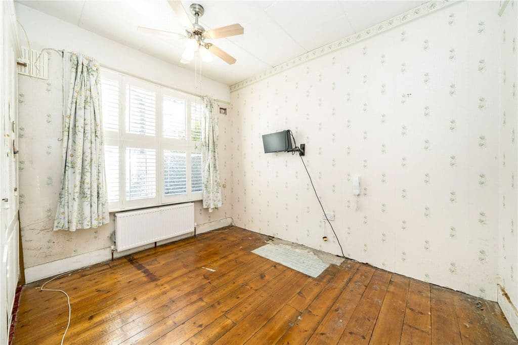 Nadine Street, Charlton SE7 - Image 4