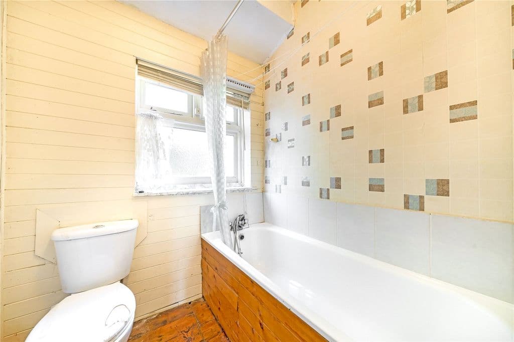 Nadine Street, Charlton SE7 - Image 6