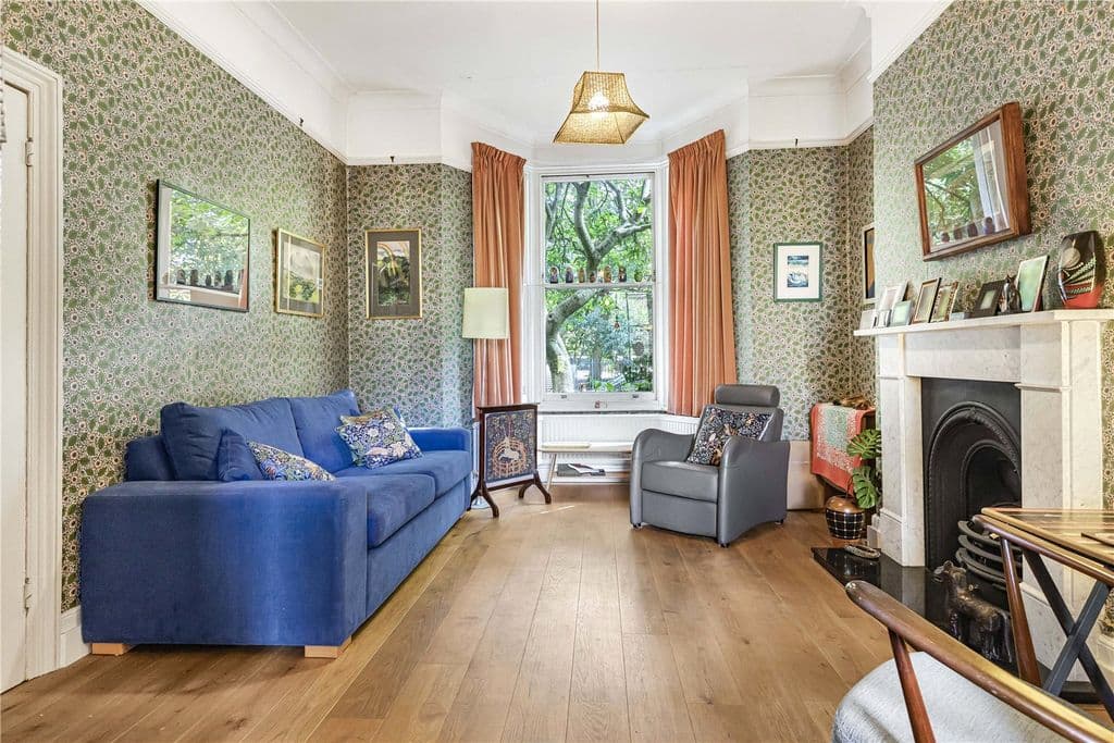View property at Gore Road, London E9