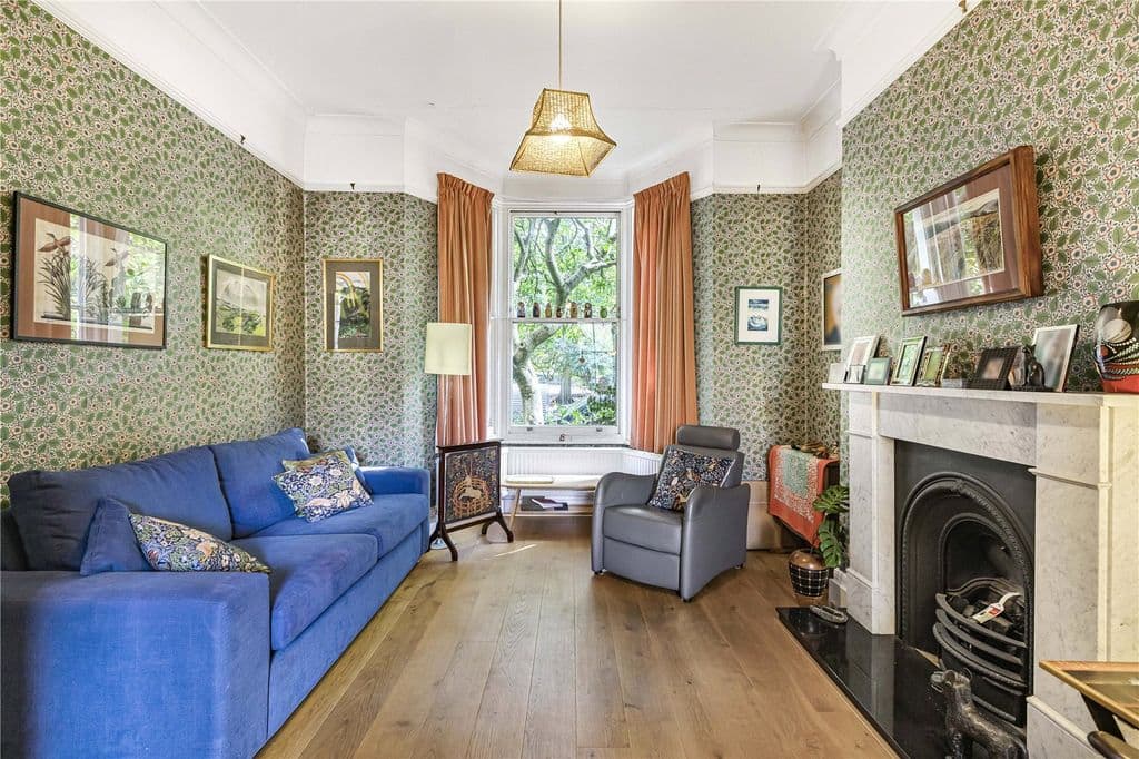 Gore Road, London E9 - Image 2