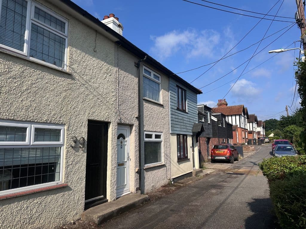 View property at Rough Common, Canterbury, Kent CT2