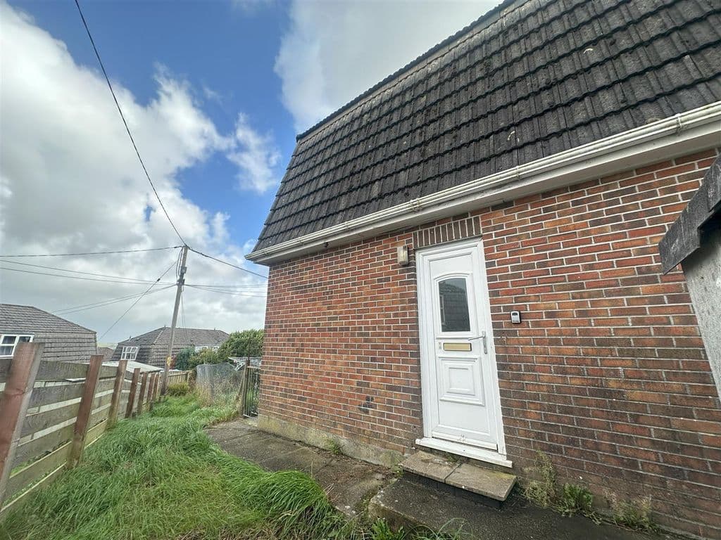 Montgomery Road, Penwithick, St. Austell PL26 - Image 1