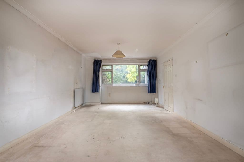 Martingales Close, Richmond TW10 - Image 2
