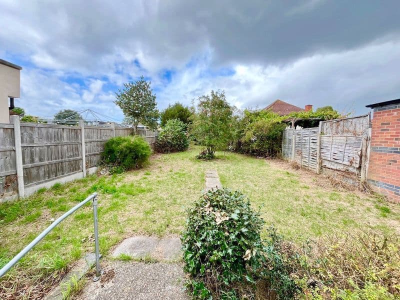 King Harolds Way, Bexleyheath DA7 - Image 9