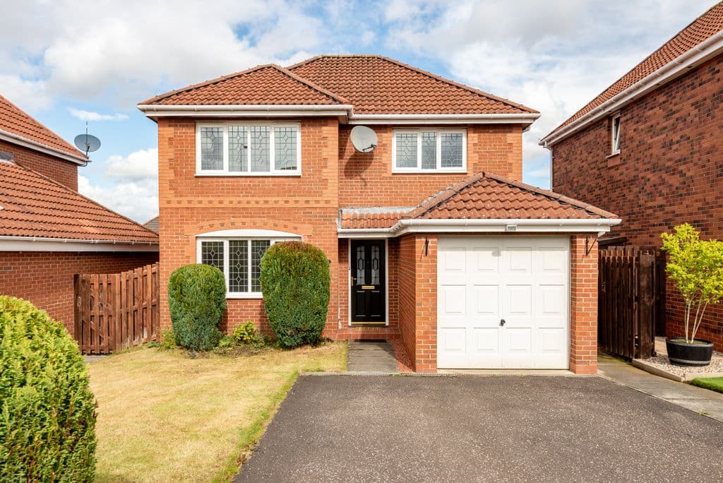 View property at Dover Park, Dunfermline KY11