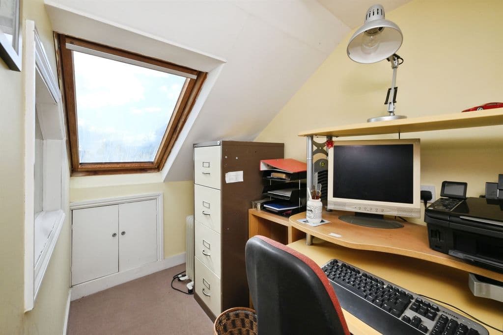 Old Nazeing Road, Broxbourne EN10 - Image 10