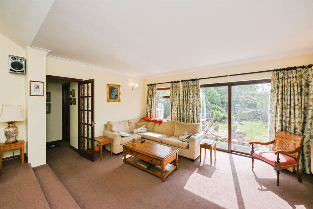 Old Nazeing Road, Broxbourne EN10 - Image 8
