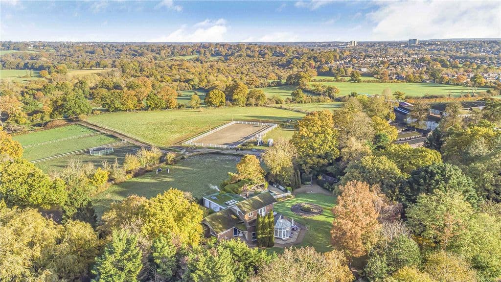 Partingdale Lane, Mill Hill, London NW7 - Image 1