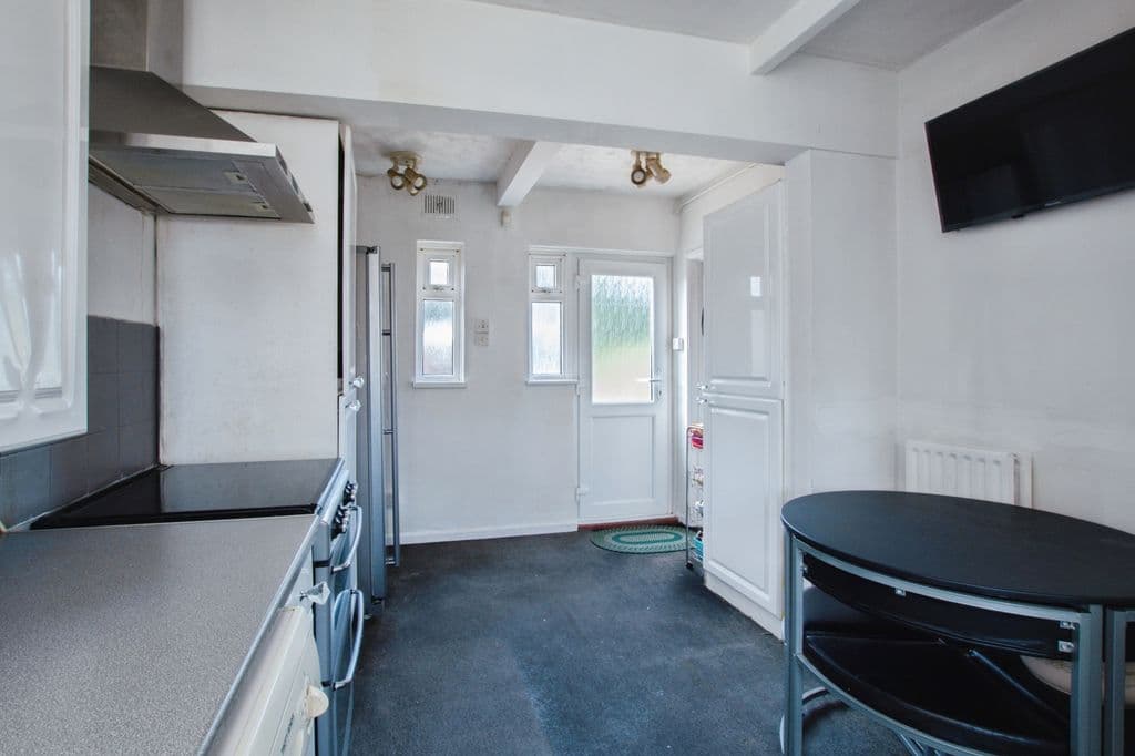 Guernsey Road, Poole BH12 - Image 7