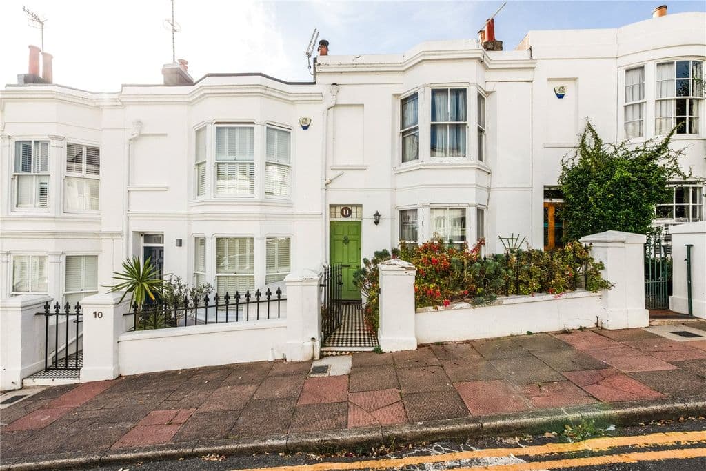 View property at Victoria Street, Brighton, East Sussex BN1