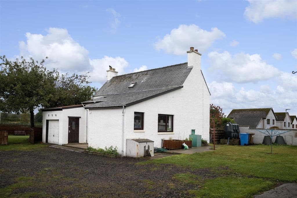 View property at Milnafua House, Old Milnafua Road, Alness IV17