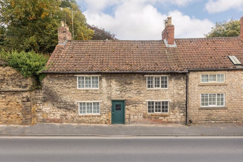 Old Maltongate, Malton YO17 - Image 1