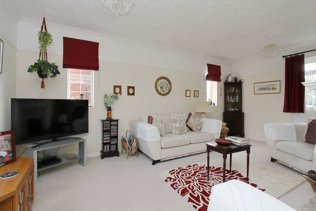 Weyhill Road, Andover SP10 - Image 11