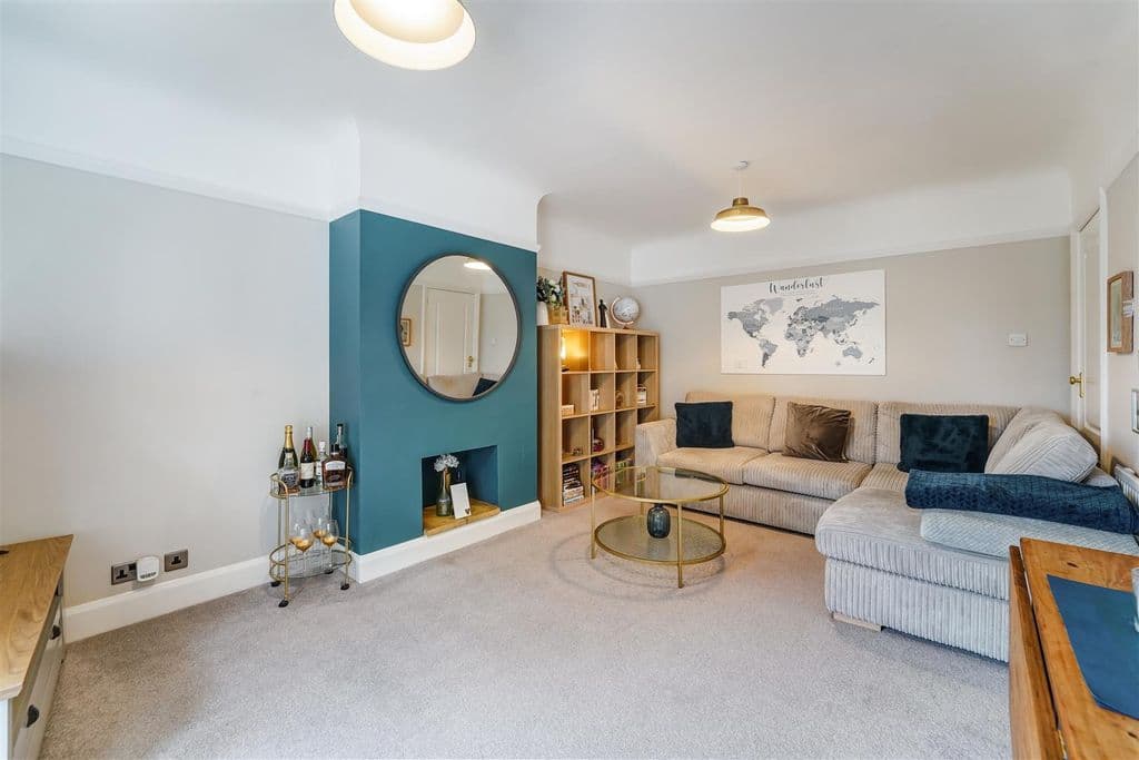 Portway Crescent, Ewell Village KT17 - Image 2