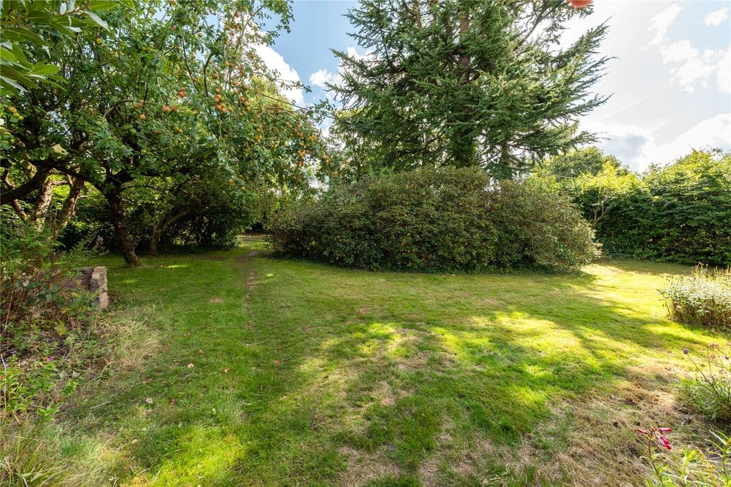 Boxhill Road, Tadworth, Surrey KT20 - Image 8