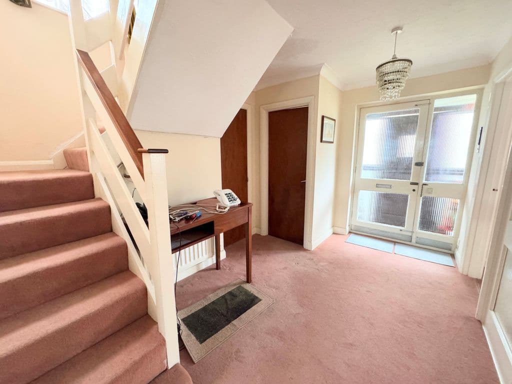 Melville Avenue, Frimley, Camberley, Surrey GU16 - Image 10