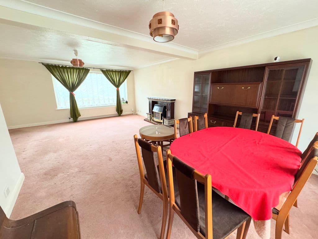 Melville Avenue, Frimley, Camberley, Surrey GU16 - Image 5