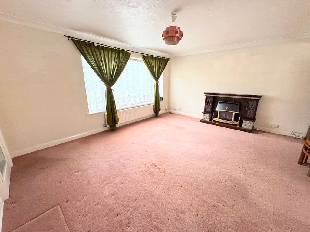 Melville Avenue, Frimley, Camberley, Surrey GU16 - Image 6