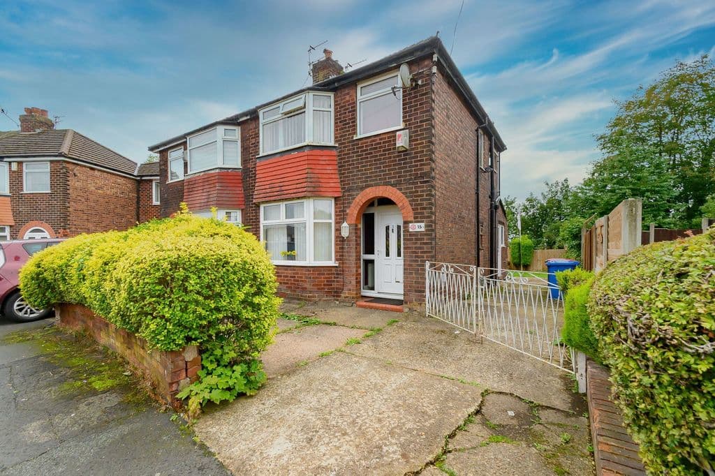 Graymar Road, Little Hulton, Manchester M38 - Image 1