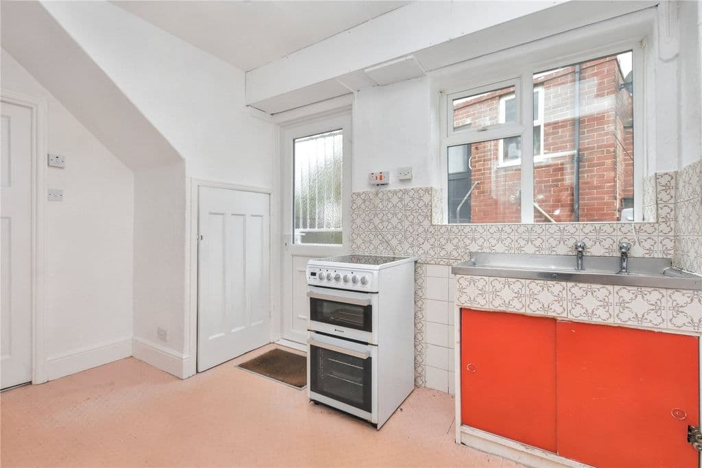 Shire Oak Road, Leeds, West Yorkshire LS6 - Image 4