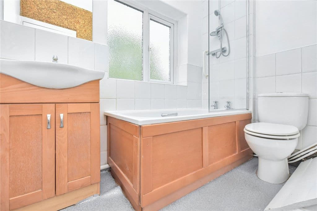 Shire Oak Road, Leeds, West Yorkshire LS6 - Image 9