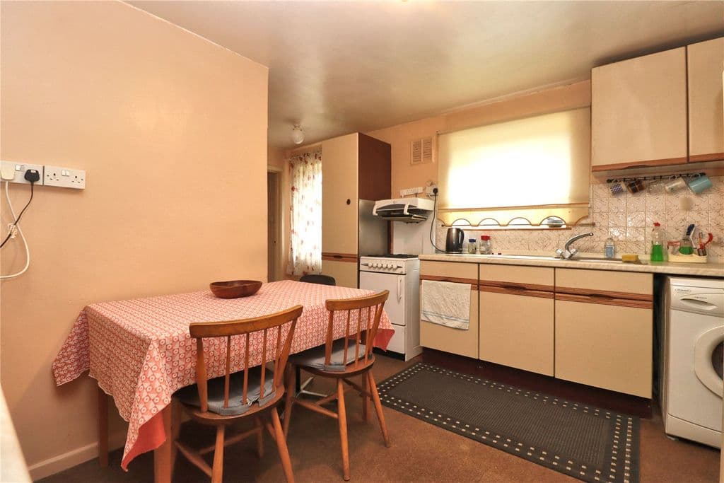 Woking, Surrey GU22 - Image 2