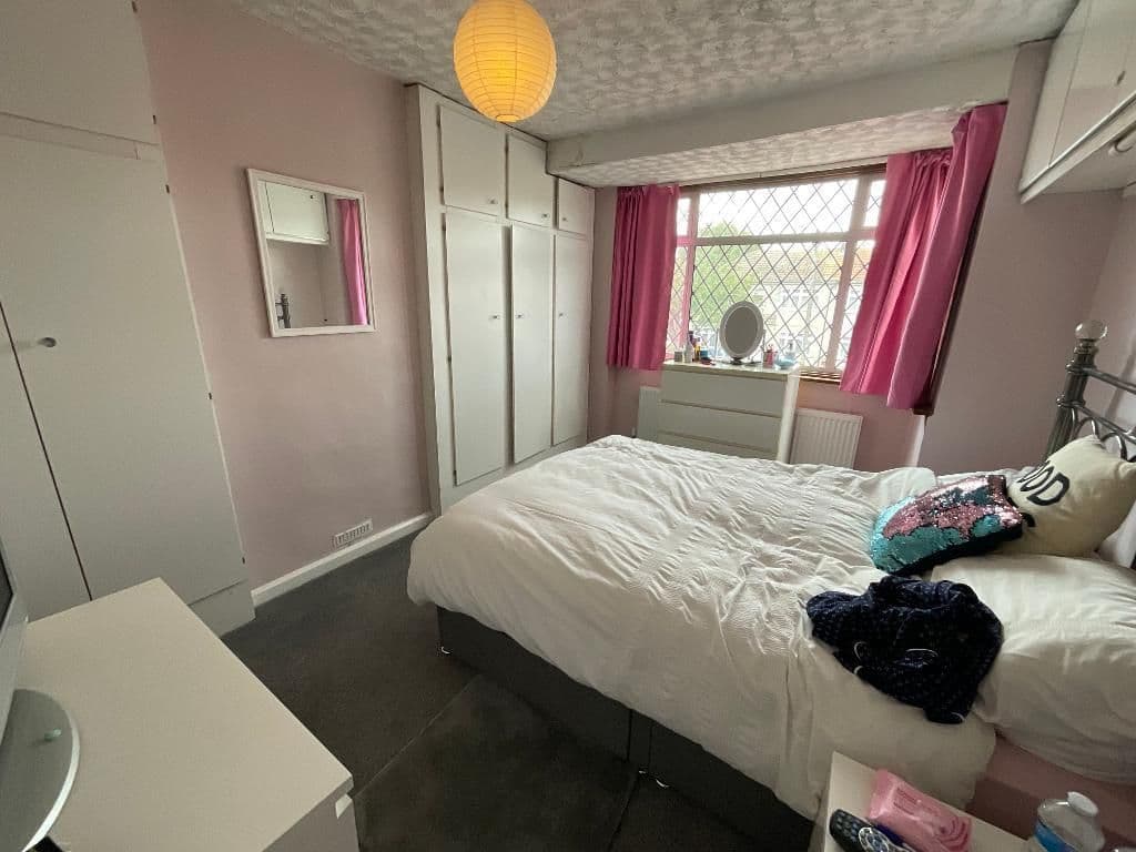 Castle Avenue, Rainham, Essex RM13 - Image 8