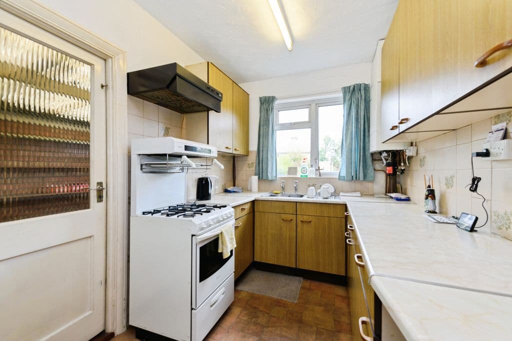Beddington Gardens, Wallington SM6 - Image 5