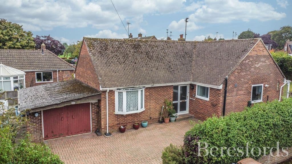 View property at Peel Road, Chelmsford CM2