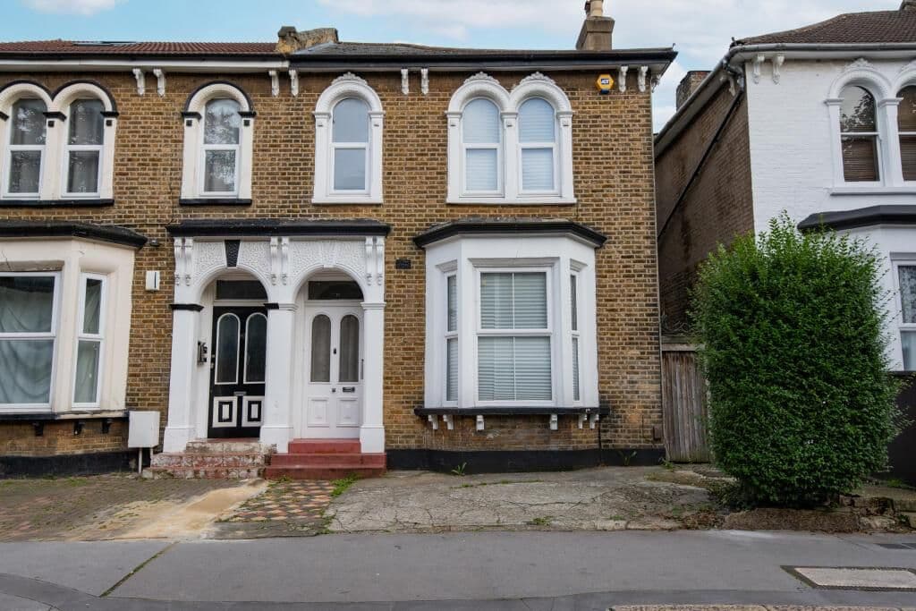 View property at Oakfield Road, Croydon CR0